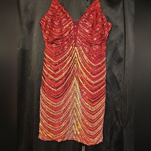 Red gold ✨️ sparkly dress